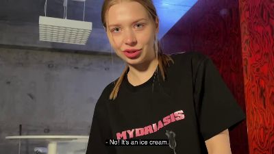 Трахнул шлюху в рот и выгнал на улицу за измену.